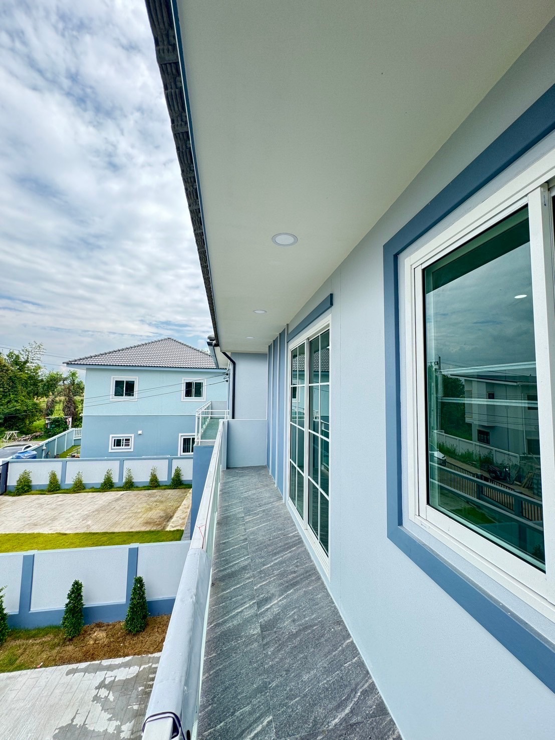 ท่ารั้วแลนด์ 2 thumbnail 7